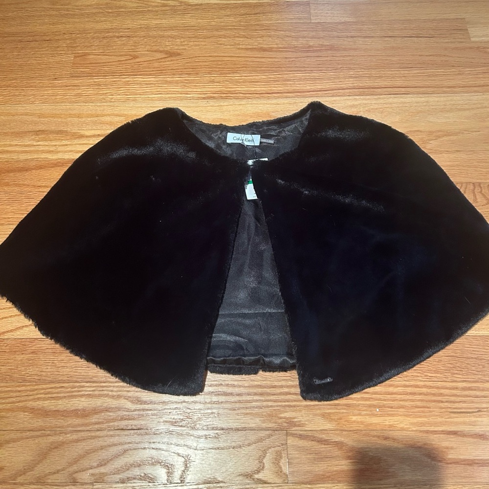 Calvin Klein Black Faux Fur Capelet Wrap